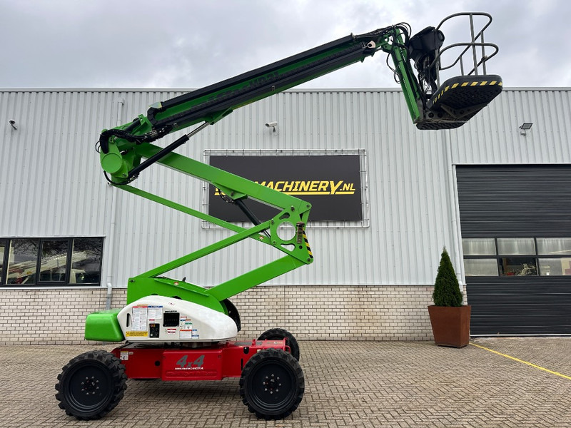 Niftylift HR 21 D 4x4 - Személyemelő: 2 kép. Niftylift HR 21 D 4x4 - Személyemelő: 2 kép.