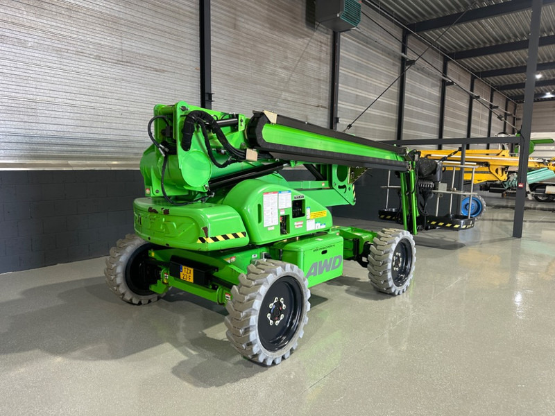 Niftylift HR 21 HYBRID - Személyemelő: 2 kép. Niftylift HR 21 HYBRID - Személyemelő: 2 kép.