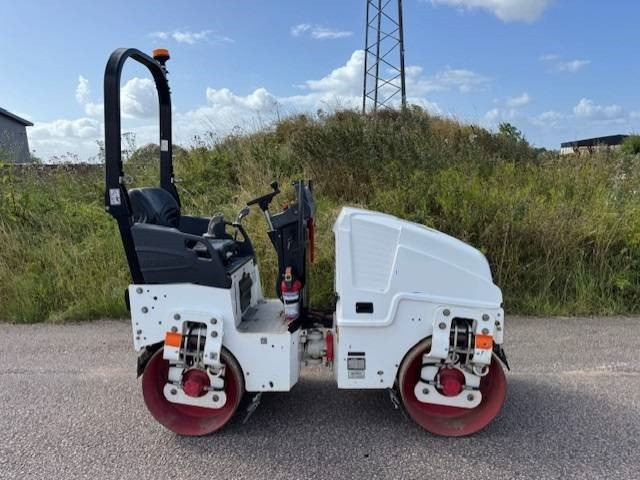 Bomag BW90 AD-5, Vält - Henger: 5 kép. Bomag BW90 AD-5, Vält - Henger: 5 kép.
