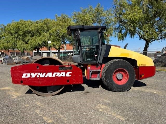 Dynapac CA 5000D, Vält - Henger: 2 kép. Dynapac CA 5000D, Vält - Henger: 2 kép.