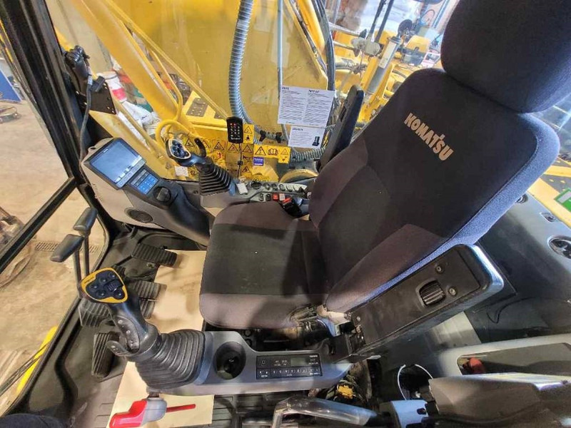 Komatsu PC 290 LC-11 - Lánctalpas kotró: 5 kép. Komatsu PC 290 LC-11 - Lánctalpas kotró: 5 kép.