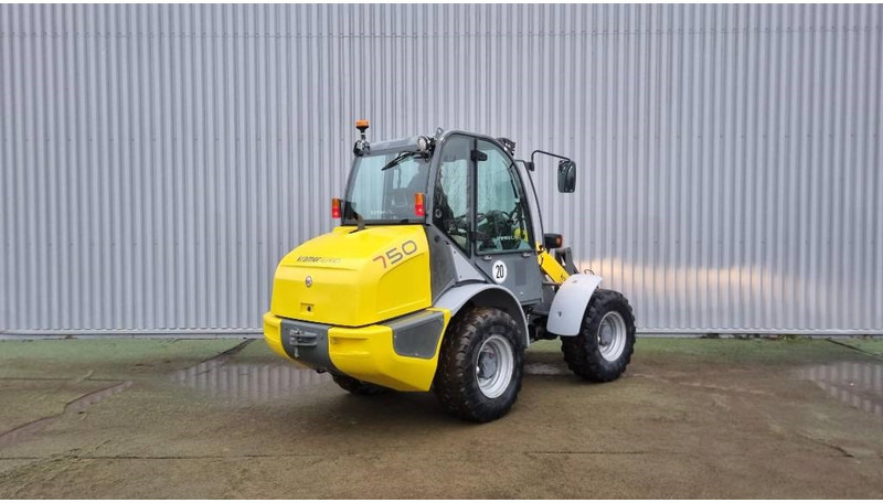 Kramer Allrad 750 - Gumikerekes homlokrakodó: 5 kép. Kramer Allrad 750 - Gumikerekes homlokrakodó: 5 kép.