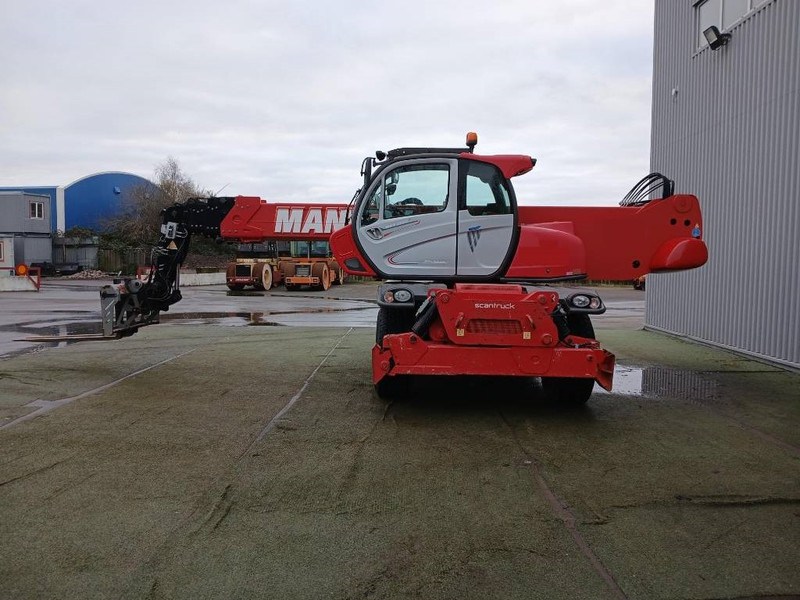 Manitou MRT2550 Privilige + - Teleszkópos rakodó: 2 kép. Manitou MRT2550 Privilige + - Teleszkópos rakodó: 2 kép.