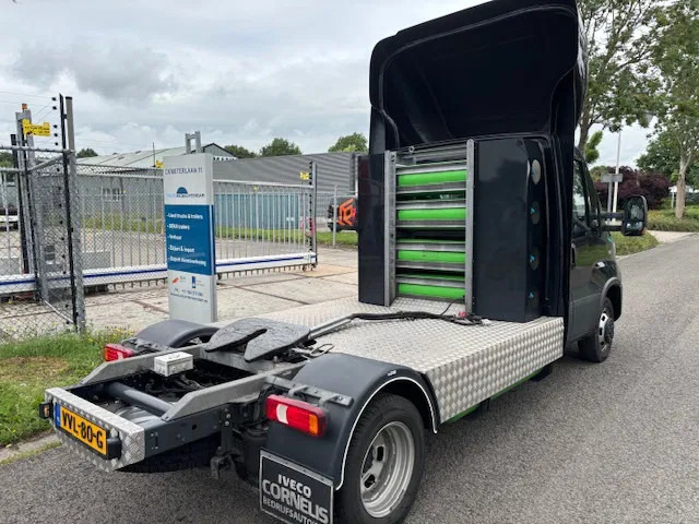 Iveco 35C14G Daily BE trekker 3.0 v.v. CNG gas - Nyergesvontató: 5 kép. Iveco 35C14G Daily BE trekker 3.0 v.v. CNG gas - Nyergesvontató: 5 kép.