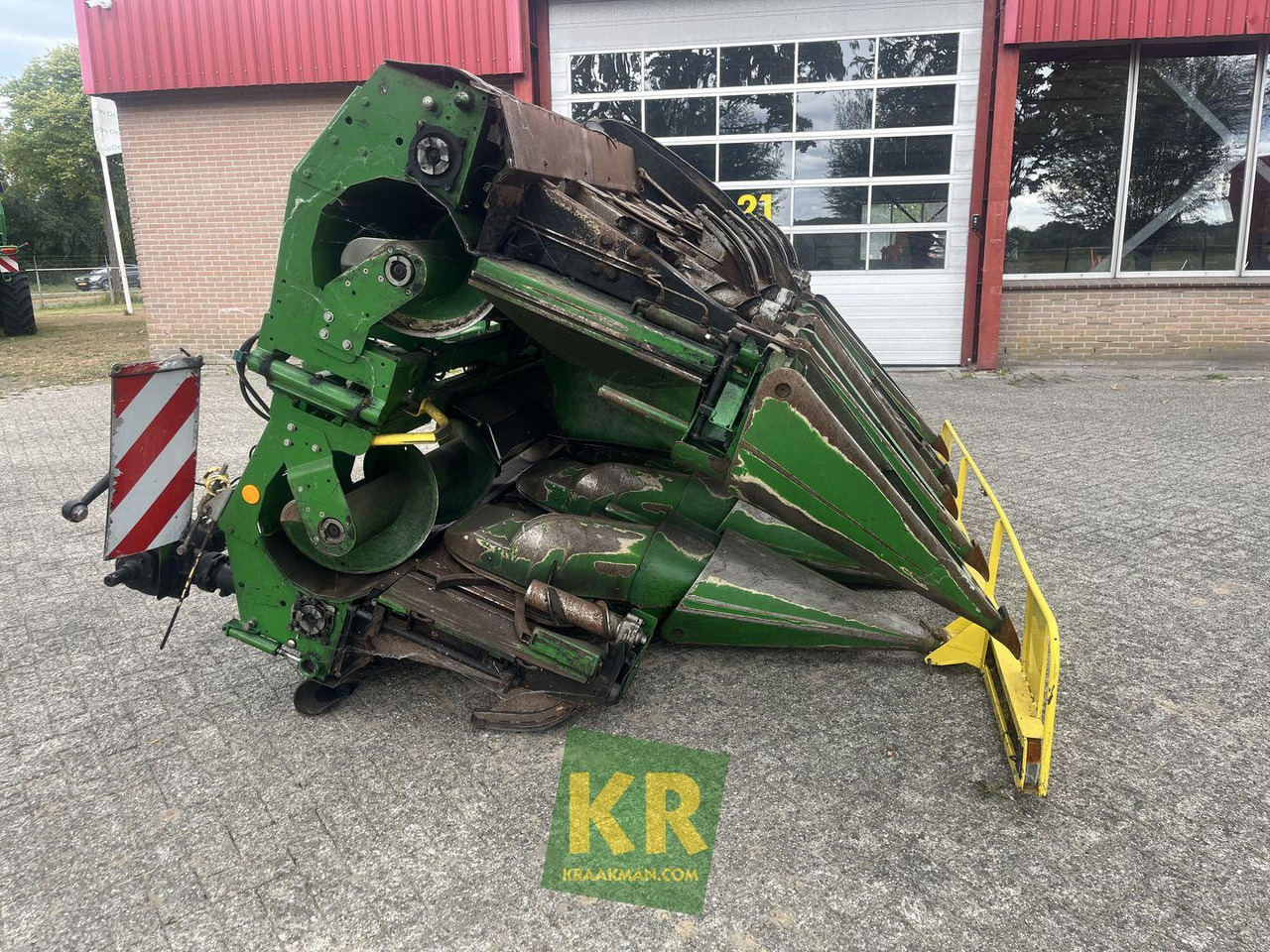 208B Kemper - Takarmánybetakarító gép: 5 kép. 208B Kemper - Takarmánybetakarító gép: 5 kép.