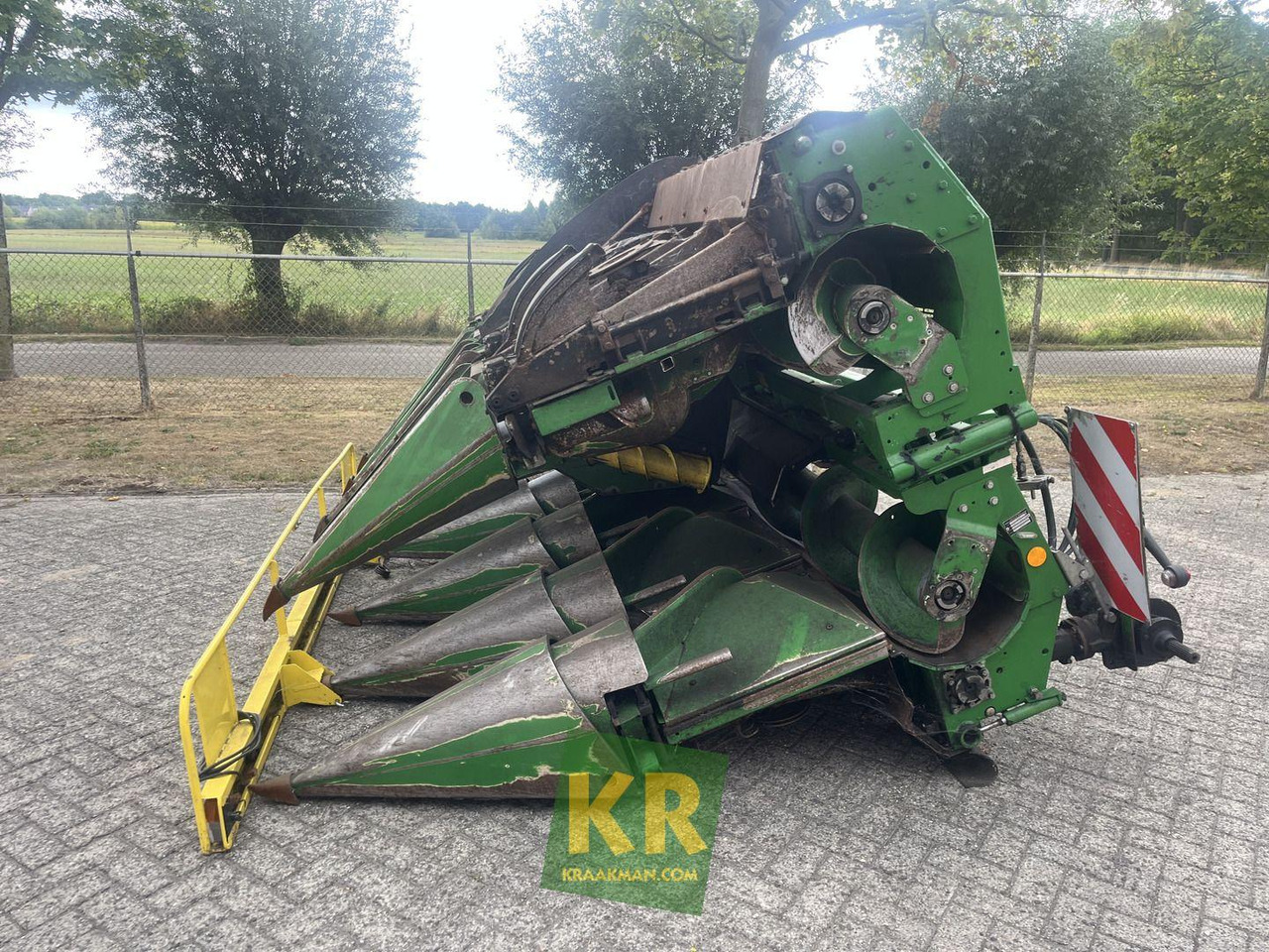 208B Kemper - Takarmánybetakarító gép: 3 kép. 208B Kemper - Takarmánybetakarító gép: 3 kép.