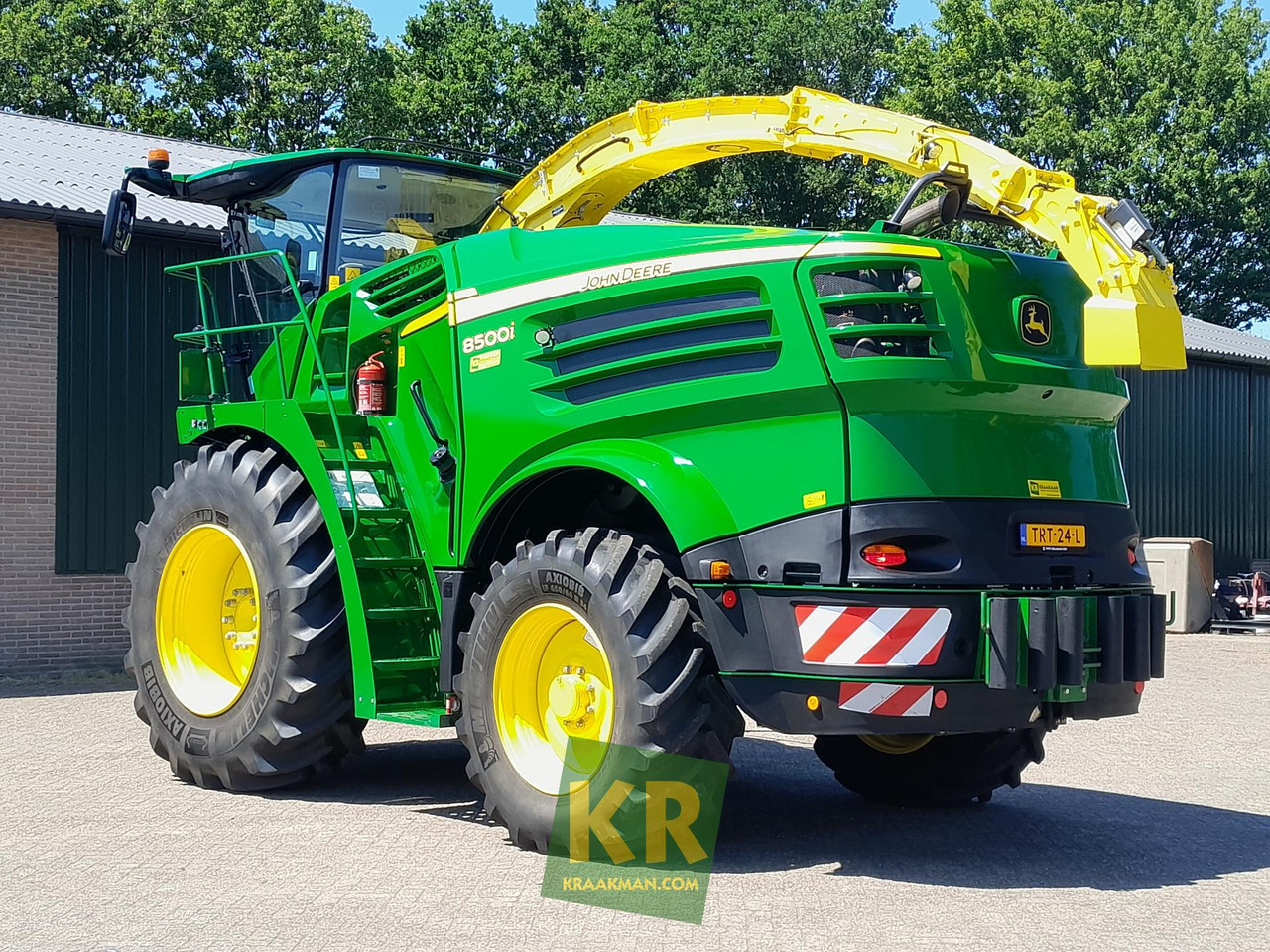 8500 John Deere - Önjáró szecskázógép: 4 kép. 8500 John Deere - Önjáró szecskázógép: 4 kép.