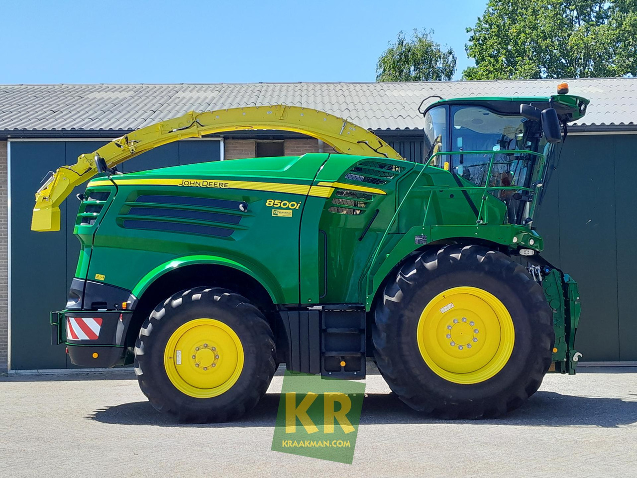 8500 John Deere - Önjáró szecskázógép: 3 kép. 8500 John Deere - Önjáró szecskázógép: 3 kép.