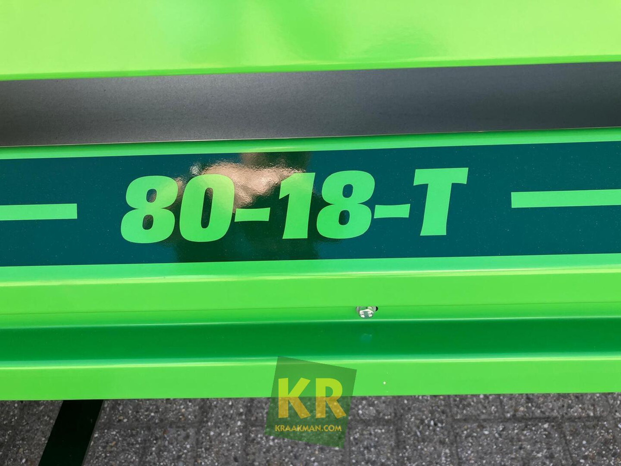AVR PYTHON - Futószalag: 3 kép. AVR PYTHON - Futószalag: 3 kép.