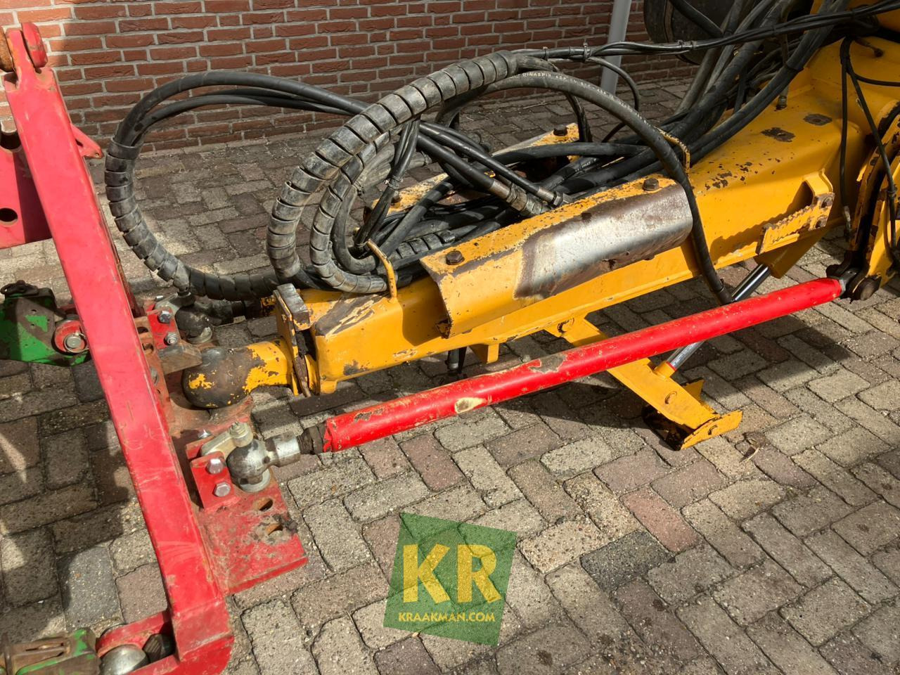 Beco Maxxim 300 - Pótkocsi billenőplatós: 2 kép. Beco Maxxim 300 - Pótkocsi billenőplatós: 2 kép.
