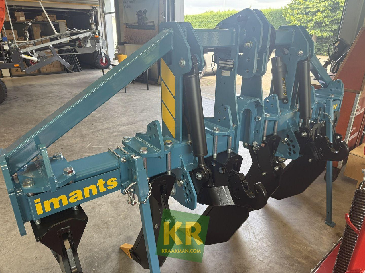Culter 3.0 Imants - Talajlazító: 4 kép. Culter 3.0 Imants - Talajlazító: 4 kép.