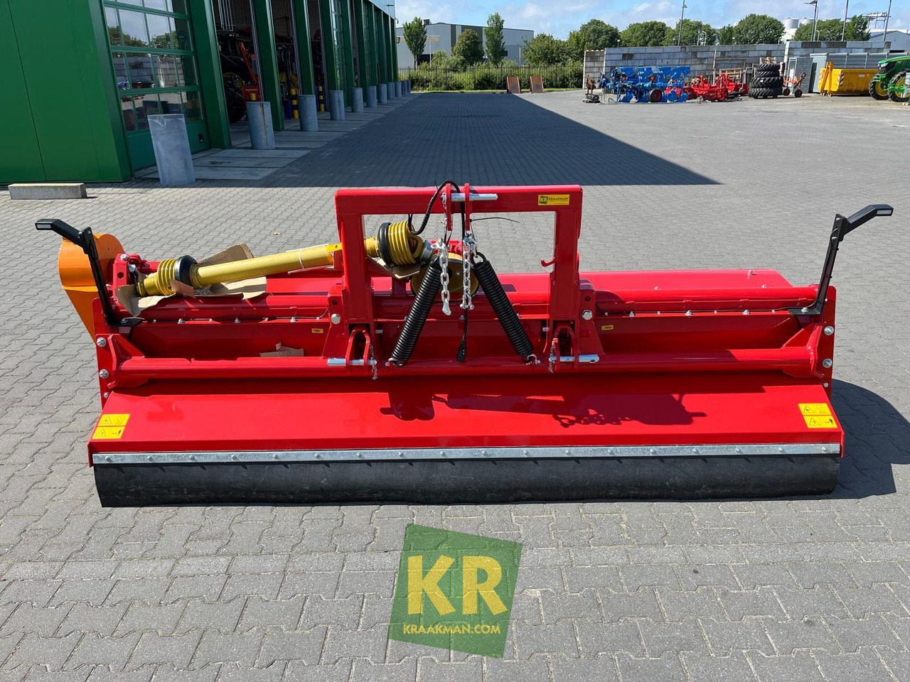 Ducker UM - Fűkasza: 3 kép. Ducker UM - Fűkasza: 3 kép.