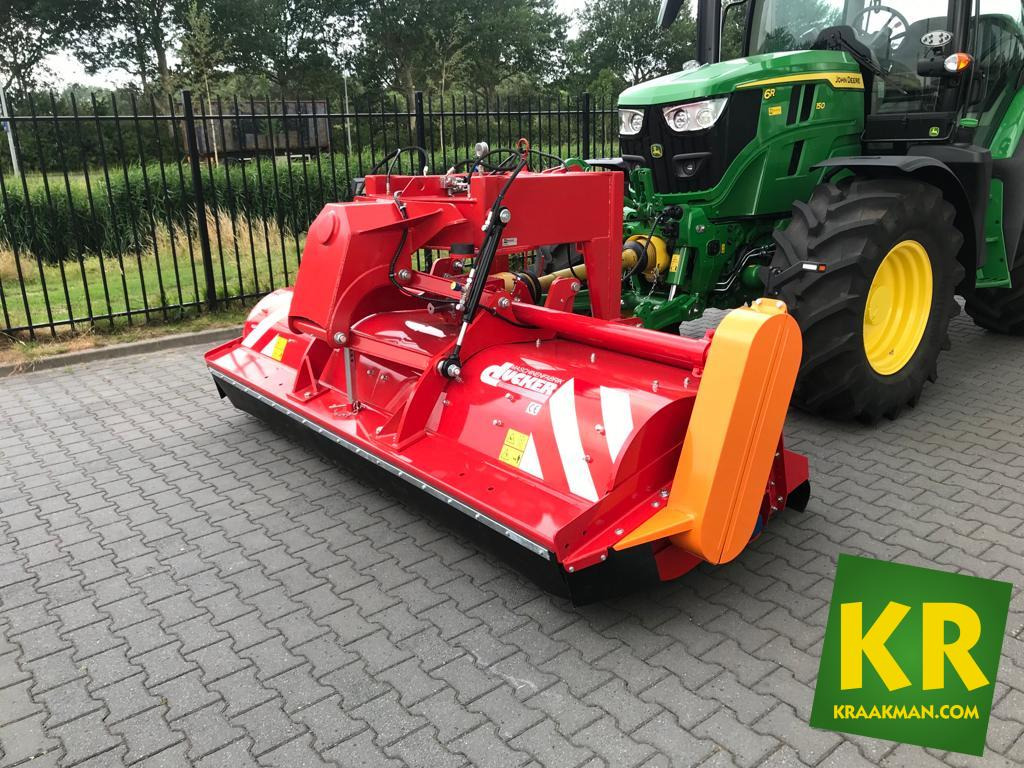 Ducker UM - Fűkasza: 1 kép. Ducker UM - Fűkasza: 1 kép.