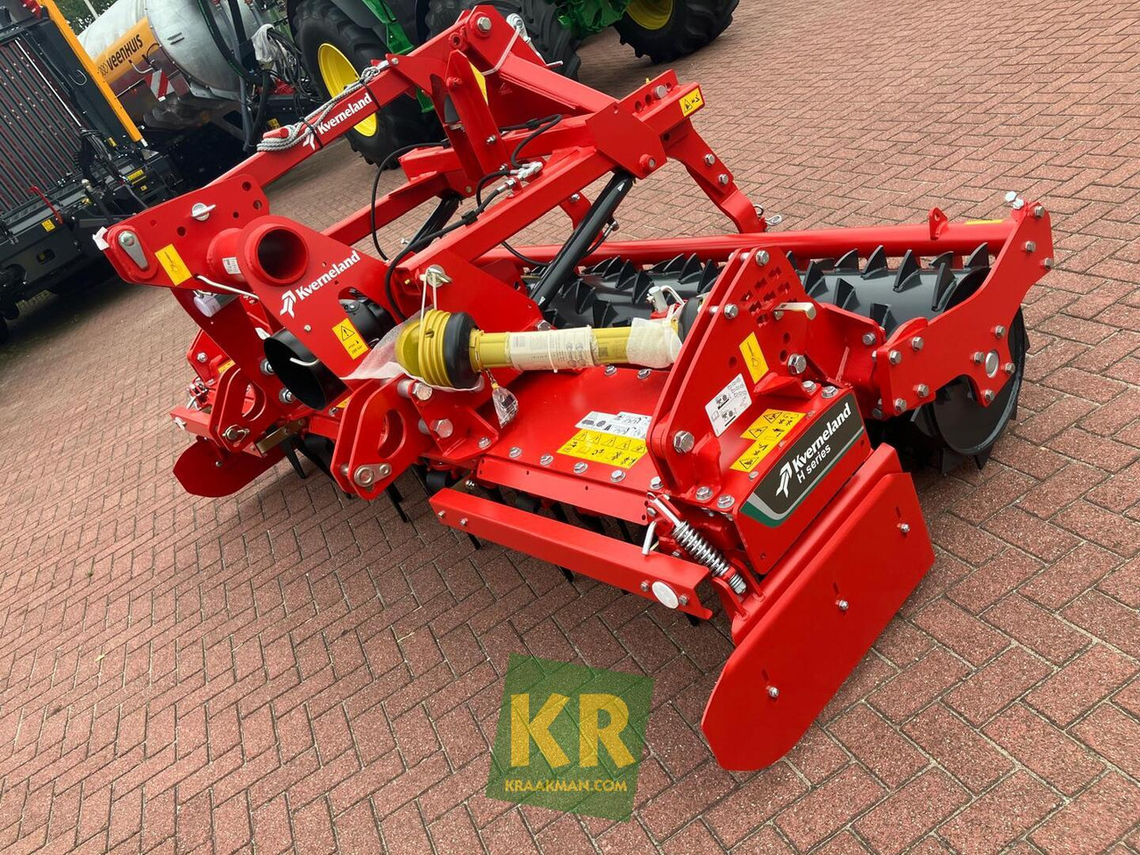 H serie Kverneland - Borona: 4 kép. H serie Kverneland - Borona: 4 kép.