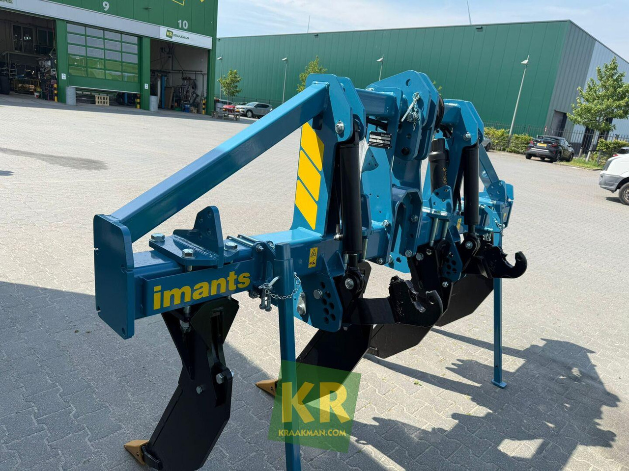 Imants Culter 3.0 - Talajlazító: 4 kép. Imants Culter 3.0 - Talajlazító: 4 kép.