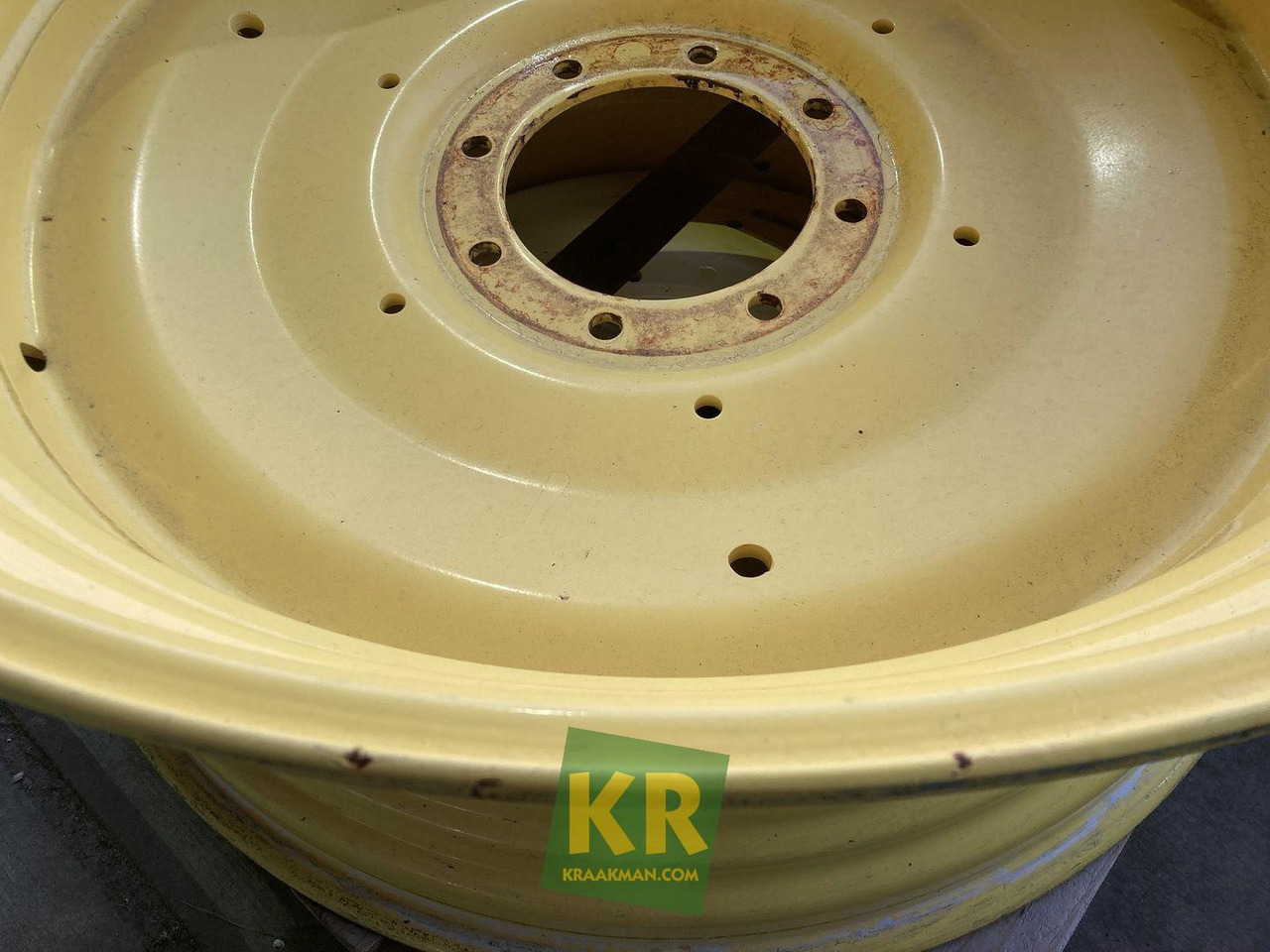 John Deere 18 X 38 velg - Komplett kerék - Mezőgazdasági gépek: 2 kép. John Deere 18 X 38 velg - Komplett kerék - Mezőgazdasági gépek: 2 kép.