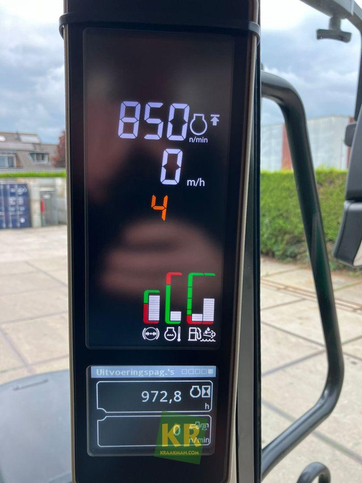 John Deere 6155M - Traktor: 1 kép. John Deere 6155M - Traktor: 1 kép.