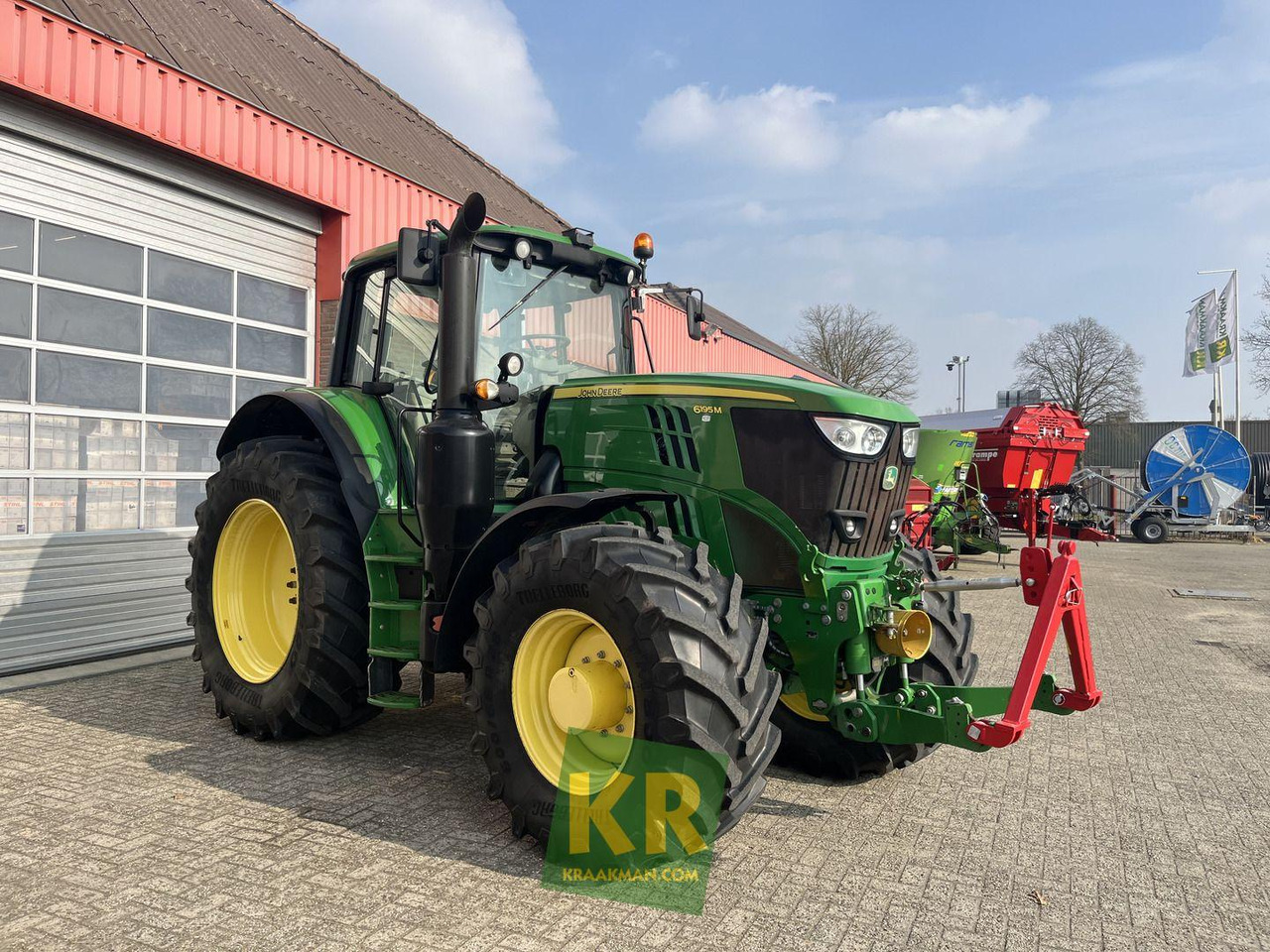 John Deere 6195M - Traktor: 5 kép. John Deere 6195M - Traktor: 5 kép.