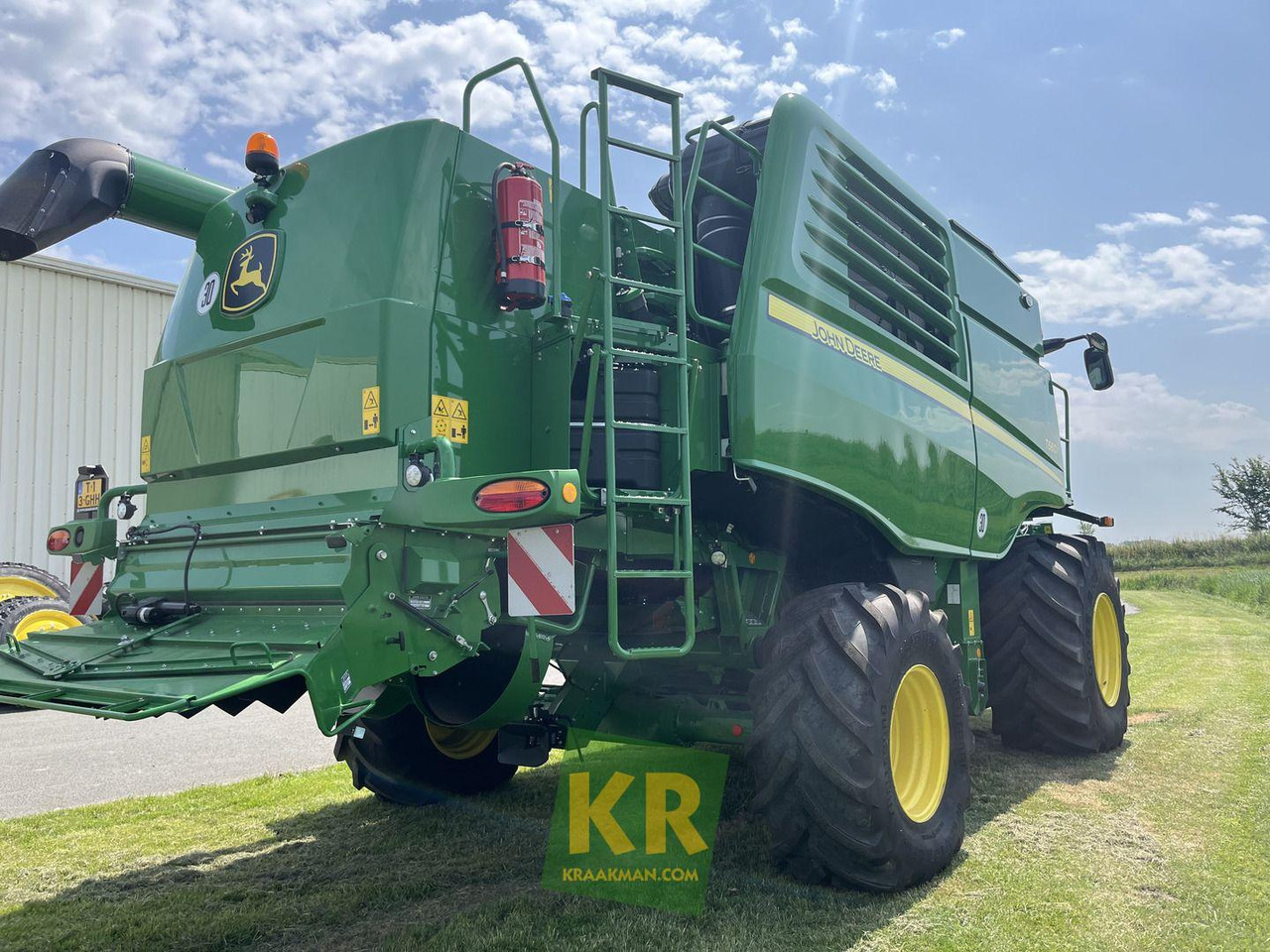 John Deere T660  - Kombájn: 4 kép. John Deere T660  - Kombájn: 4 kép.