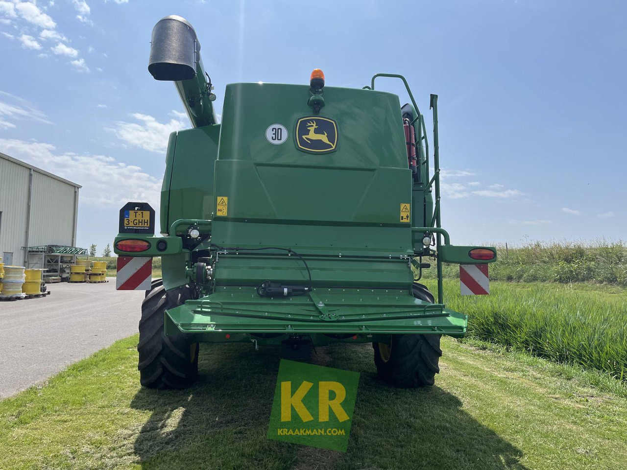 John Deere T660  - Kombájn: 3 kép. John Deere T660  - Kombájn: 3 kép.