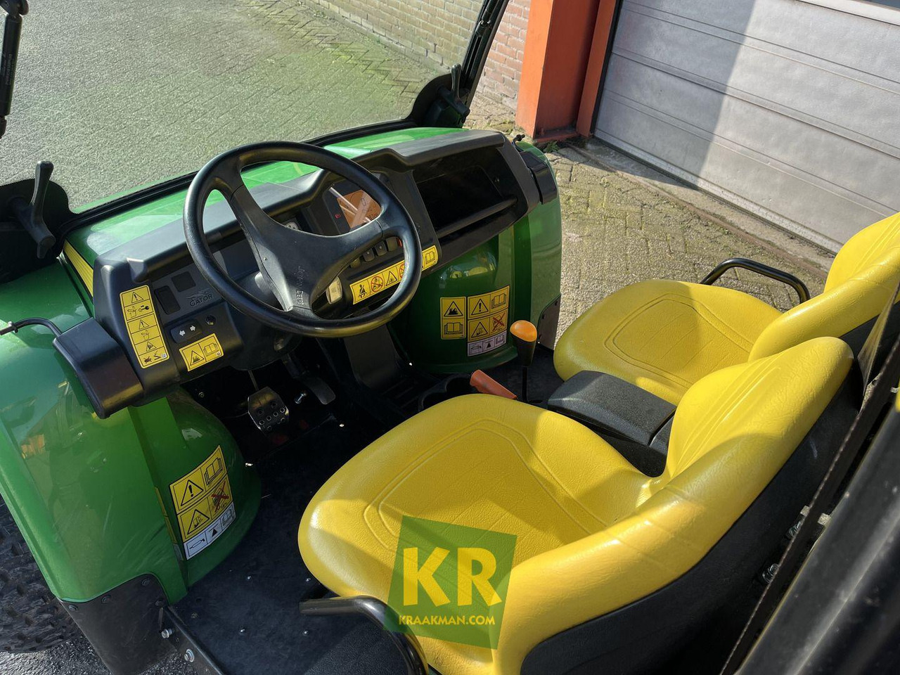 John Deere XUV855M - ATV/ Quad: 5 kép. John Deere XUV855M - ATV/ Quad: 5 kép.