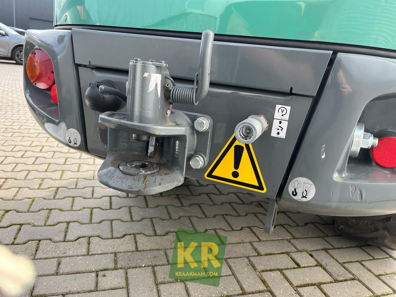 KL19.5 Kramer - Gumikerekes homlokrakodó: 3 kép. KL19.5 Kramer - Gumikerekes homlokrakodó: 3 kép.