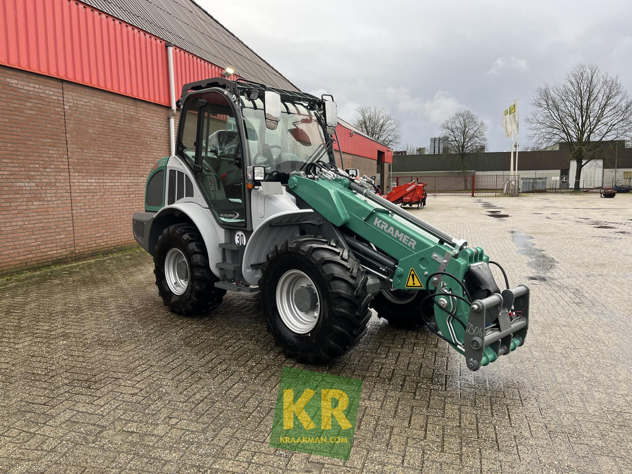 KL35.8T Kramer - Teleszkópos rakodó: 2 kép. KL35.8T Kramer - Teleszkópos rakodó: 2 kép.