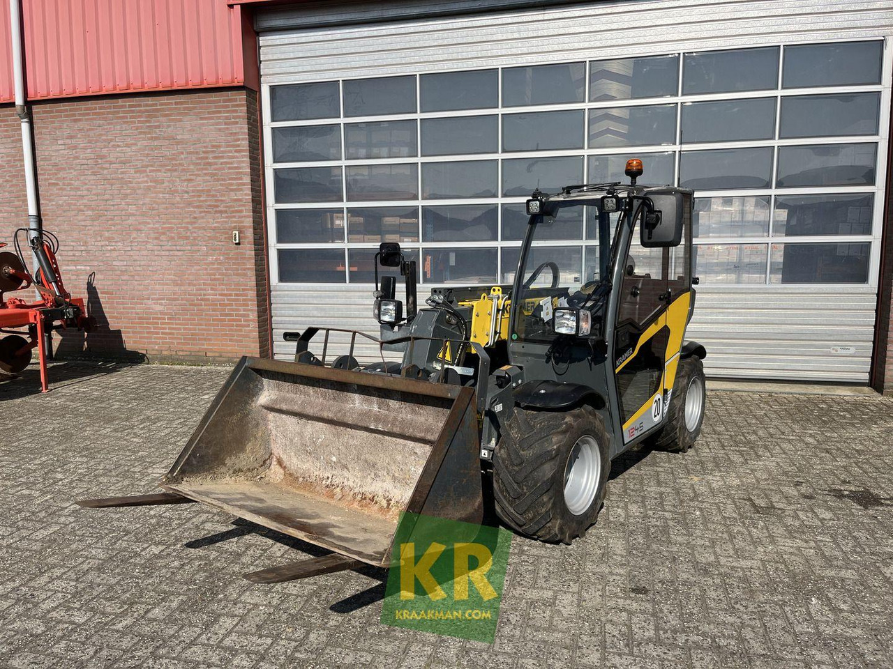 Kramer 1245 verreiker - Teleszkópos rakodó: 4 kép. Kramer 1245 verreiker - Teleszkópos rakodó: 4 kép.