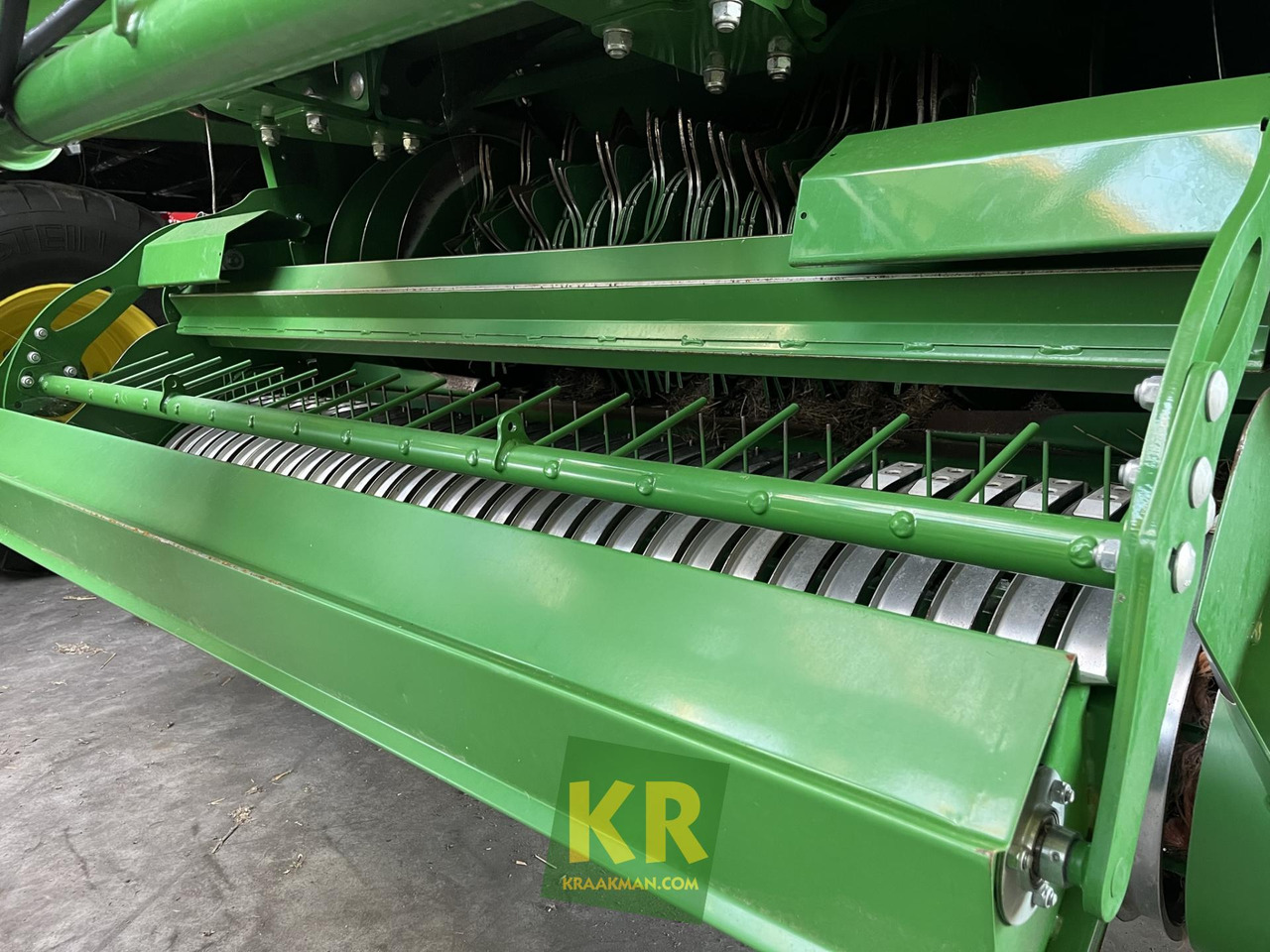L624 John Deere - Kocka bálázó: 5 kép. L624 John Deere - Kocka bálázó: 5 kép.