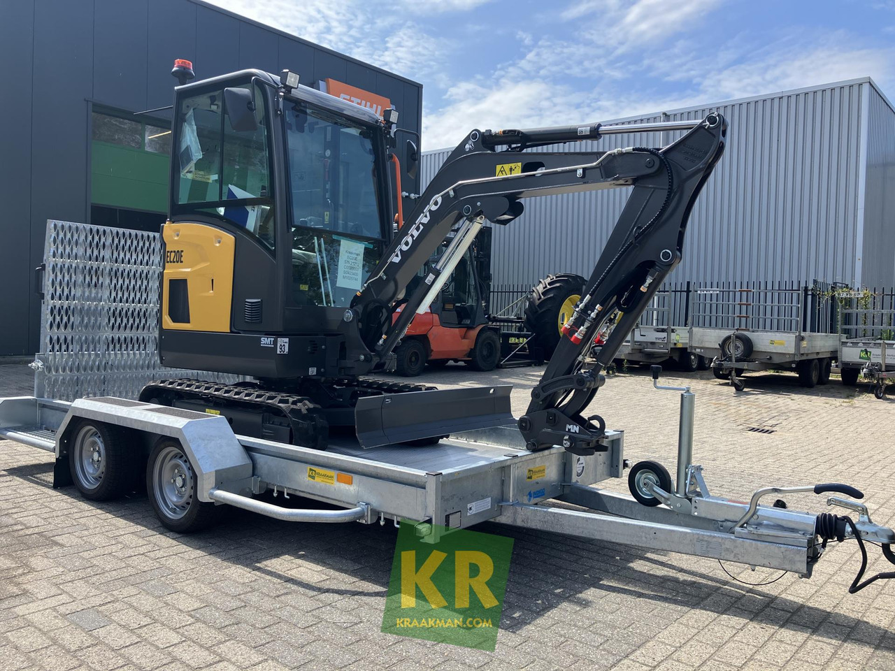 Overig Hapert - Gépszállító utánfutó: 3 kép. Overig Hapert - Gépszállító utánfutó: 3 kép.