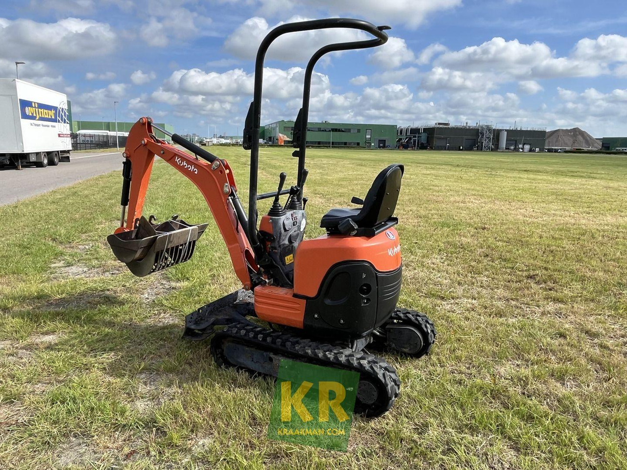 U10-3 graafmachine Kubota - Minikotró: 3 kép. U10-3 graafmachine Kubota - Minikotró: 3 kép.