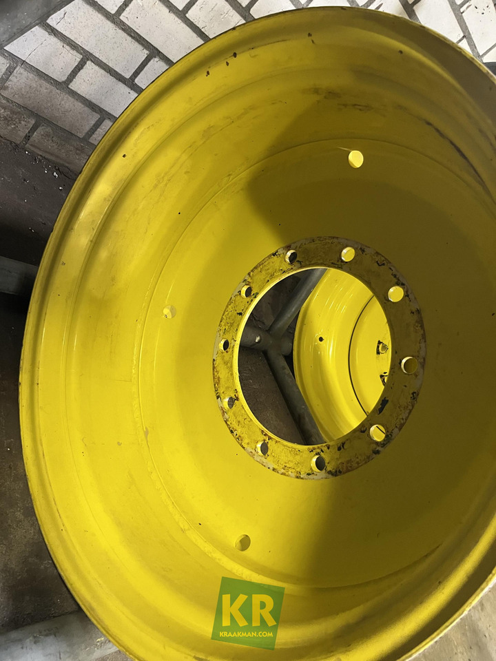 Velg 15x28 John Deere - Felni - Mezőgazdasági gépek: 2 kép. Velg 15x28 John Deere - Felni - Mezőgazdasági gépek: 2 kép.