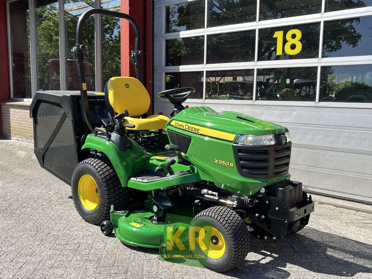 X950R John Deere - Kerti fűkasza: 3 kép. X950R John Deere - Kerti fűkasza: 3 kép.