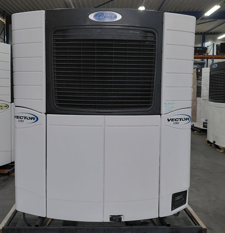 Carrier Vector 1350 S/N : AC518011 - Hűtőegység: 1 kép. Carrier Vector 1350 S/N : AC518011 - Hűtőegység: 1 kép.