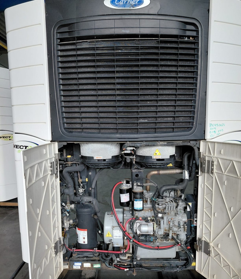 Carrier Vector 1550 – S/N : ZC451063 - Hűtőegység: 5 kép. Carrier Vector 1550 – S/N : ZC451063 - Hűtőegység: 5 kép.