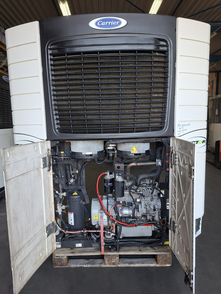 Carrier Vector 1550 S/N : ZC534077 - Hűtőegység: 5 kép. Carrier Vector 1550 S/N : ZC534077 - Hűtőegység: 5 kép.