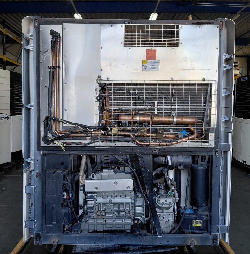 SLX I – Spectrum – GLW1215882 - Hűtőegység: 5 kép. SLX I – Spectrum – GLW1215882 - Hűtőegység: 5 kép.