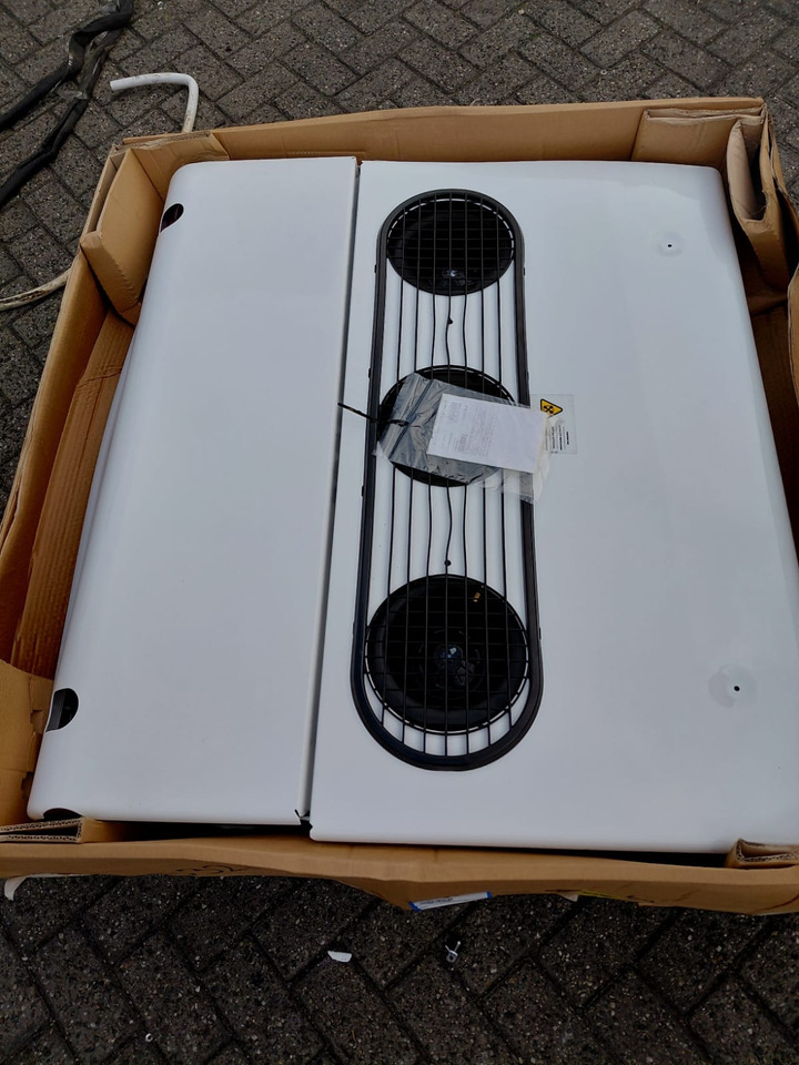 Thermo King EVAPS /S2+ S3 New - Hűtőegység: 1 kép. Thermo King EVAPS /S2+ S3 New - Hűtőegység: 1 kép.