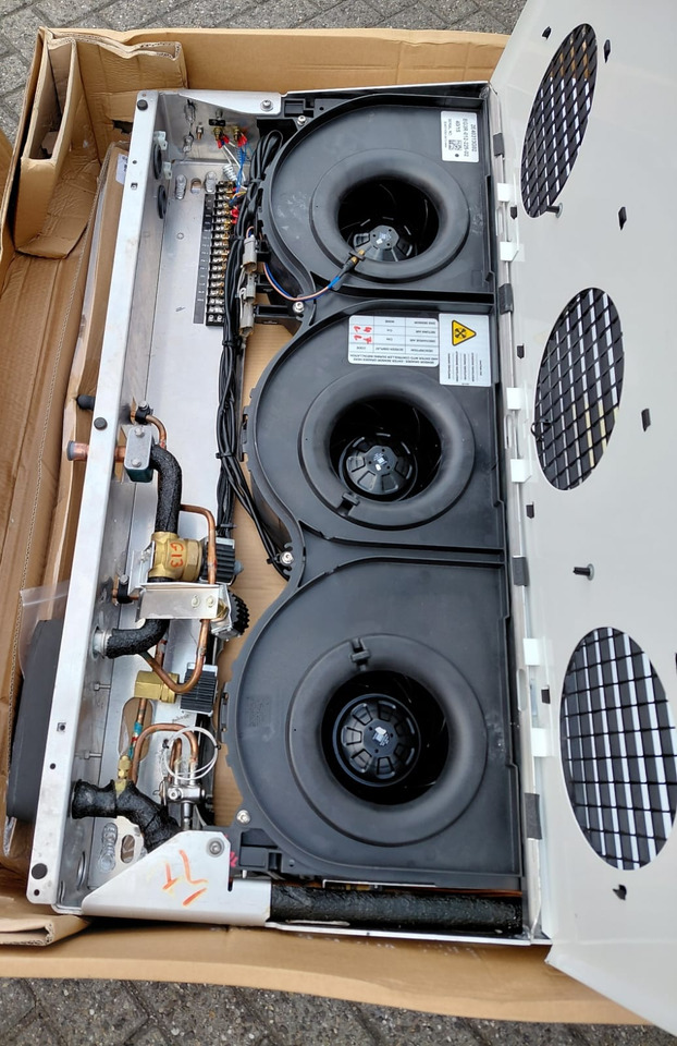 Thermo King EVAPS /S2+ S3 New - Hűtőegység: 3 kép. Thermo King EVAPS /S2+ S3 New - Hűtőegység: 3 kép.