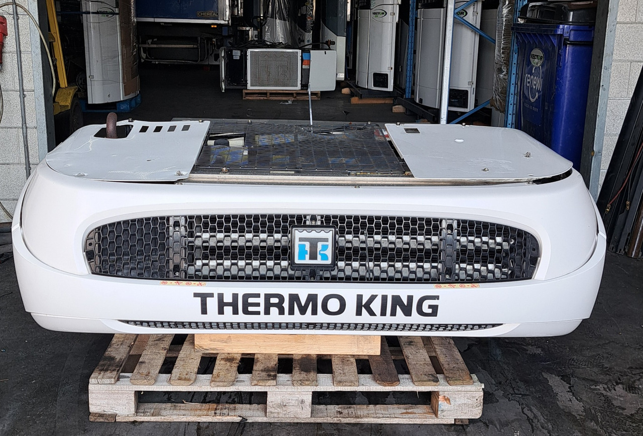 Thermo King T-1000R S/N: GLW1116538 - Hűtőegység: 1 kép. Thermo King T-1000R S/N: GLW1116538 - Hűtőegység: 1 kép.