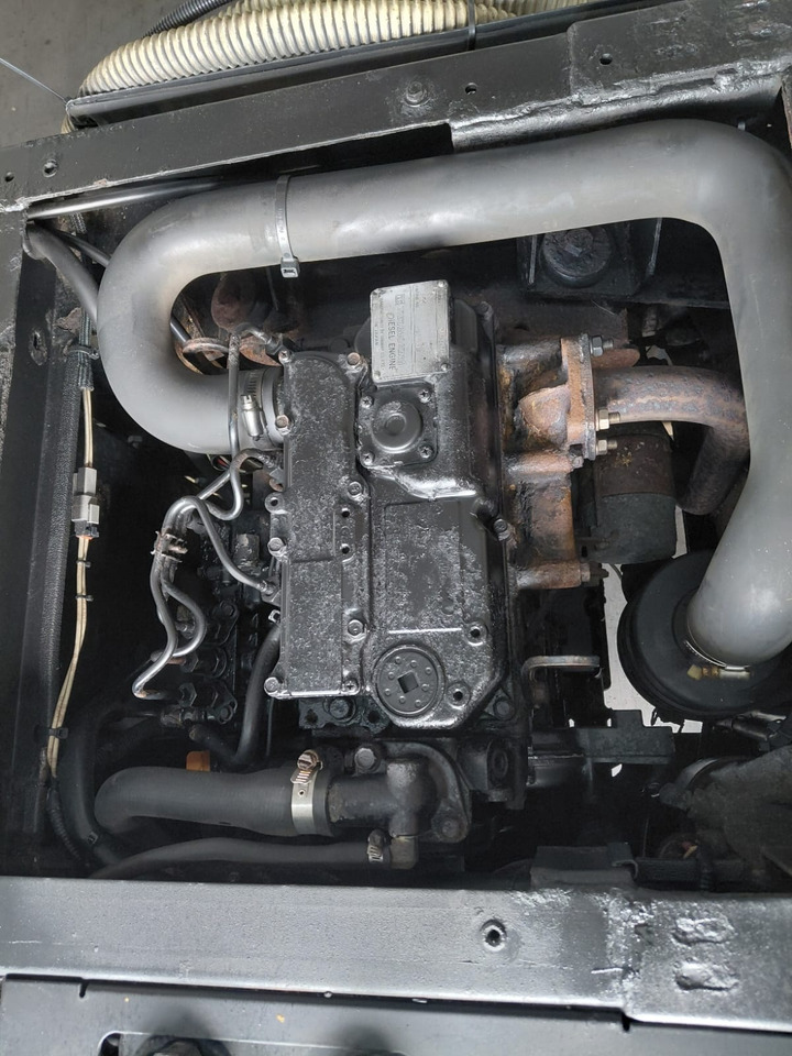 Thermo King UT-800 – GLW1030115 - Hűtőegység: 4 kép. Thermo King UT-800 – GLW1030115 - Hűtőegység: 4 kép.