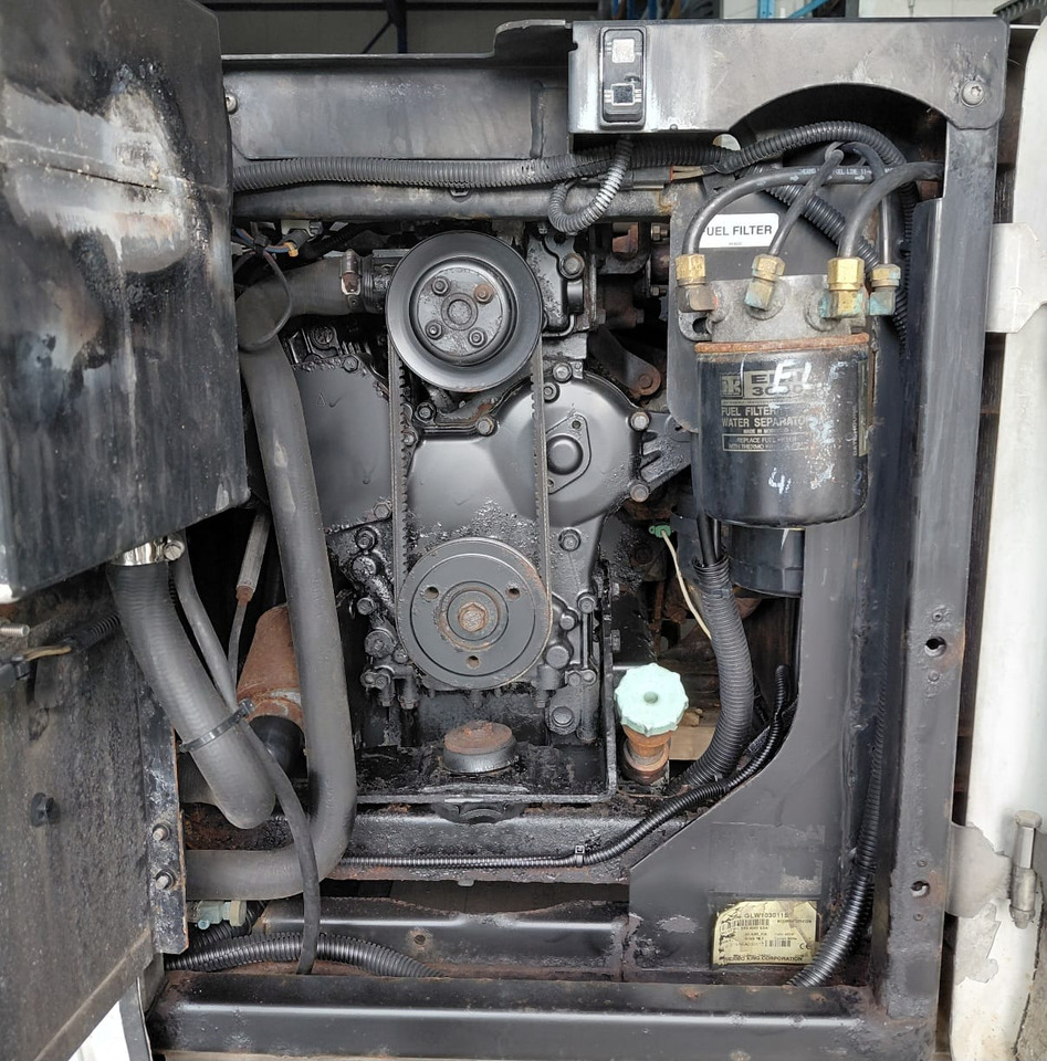 Thermo King UT-800 – GLW1030115 - Hűtőegység: 3 kép. Thermo King UT-800 – GLW1030115 - Hűtőegység: 3 kép.