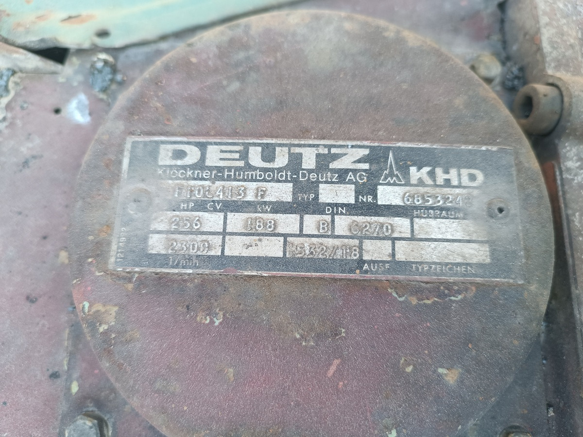 DEUTZ F 10 L 413 F F10L413F 256 HP / 305 HP - Motor és alkatrészek - Ipari gép: 5 kép. DEUTZ F 10 L 413 F F10L413F 256 HP / 305 HP - Motor és alkatrészek - Ipari gép: 5 kép.