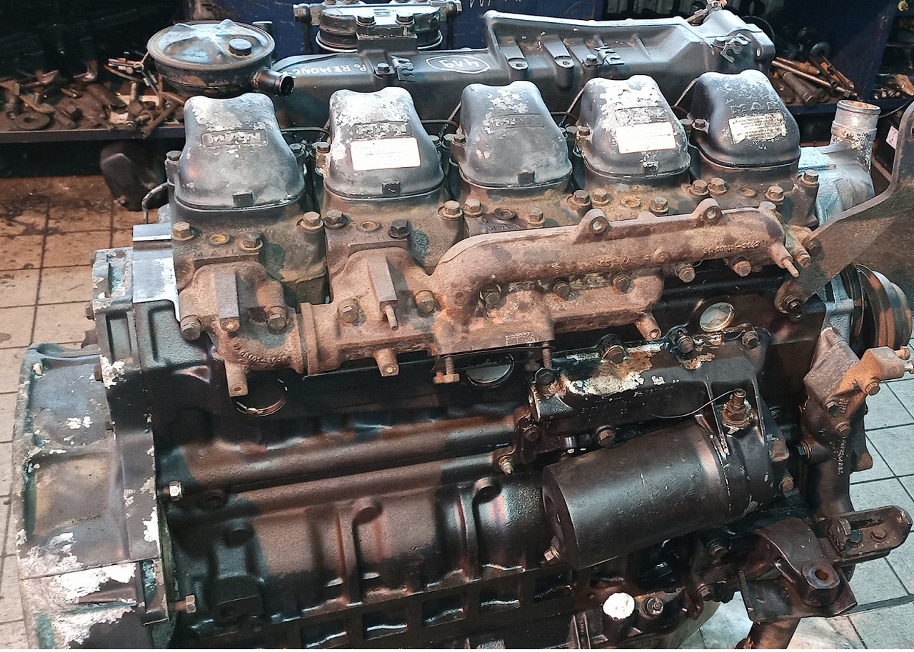MAN F90 D2865 17.322 18.322 .19.322 24.322 25.322 28.322 - Motor és alkatrészek - Teherautó: 1 kép. MAN F90 D2865 17.322 18.322 .19.322 24.322 25.322 28.322 - Motor és alkatrészek - Teherautó: 1 kép.