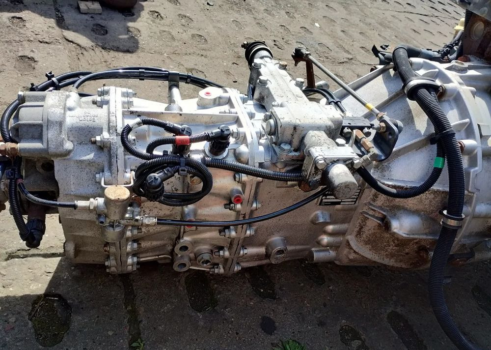 SKRZYNIA BIEGÓW RENAULT PREMIUM DCI FS/8309A V - Sebességváltó - Teherautó: 1 kép. SKRZYNIA BIEGÓW RENAULT PREMIUM DCI FS/8309A V - Sebességváltó - Teherautó: 1 kép.