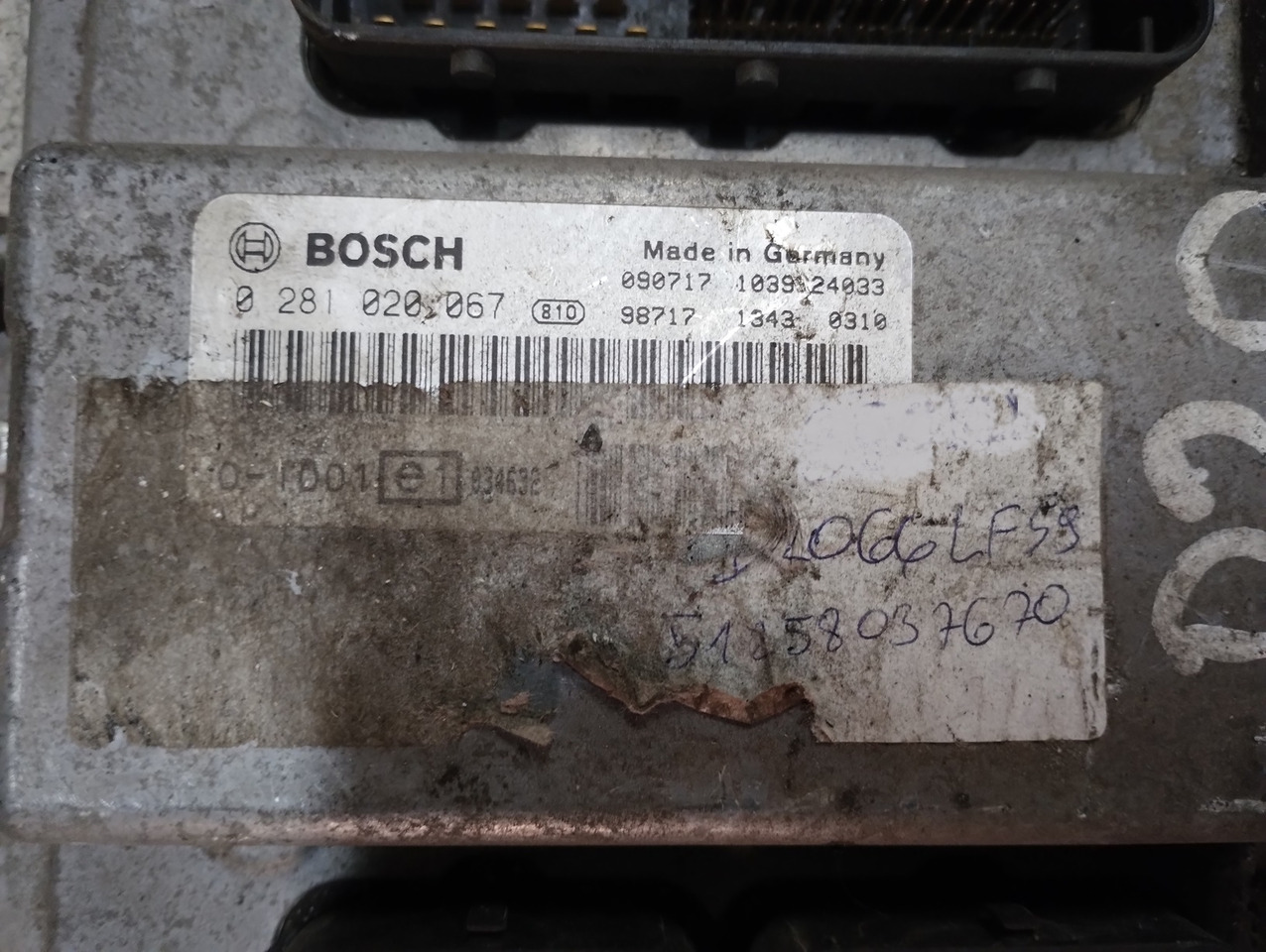 STEROWNIK SILNIKA MAN TGS D2066 LF59 360 E5 0281020067 - ECU: 2 kép. STEROWNIK SILNIKA MAN TGS D2066 LF59 360 E5 0281020067 - ECU: 2 kép.