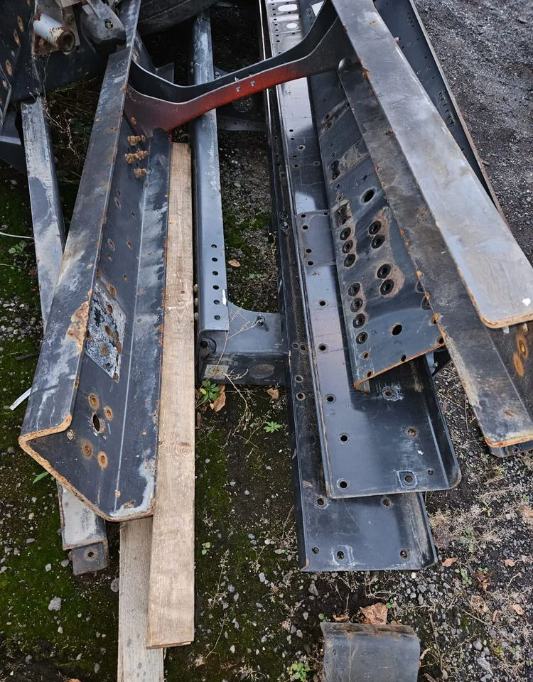 Rama Scania Man Mercedes Volvo Renault Daf - Alkatrész: 3 kép. Rama Scania Man Mercedes Volvo Renault Daf - Alkatrész: 3 kép.