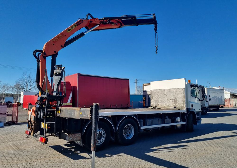 DAF CF 85 360 - Platós teherautó, Darus autó: 3 kép. DAF CF 85 360 - Platós teherautó, Darus autó: 3 kép.
