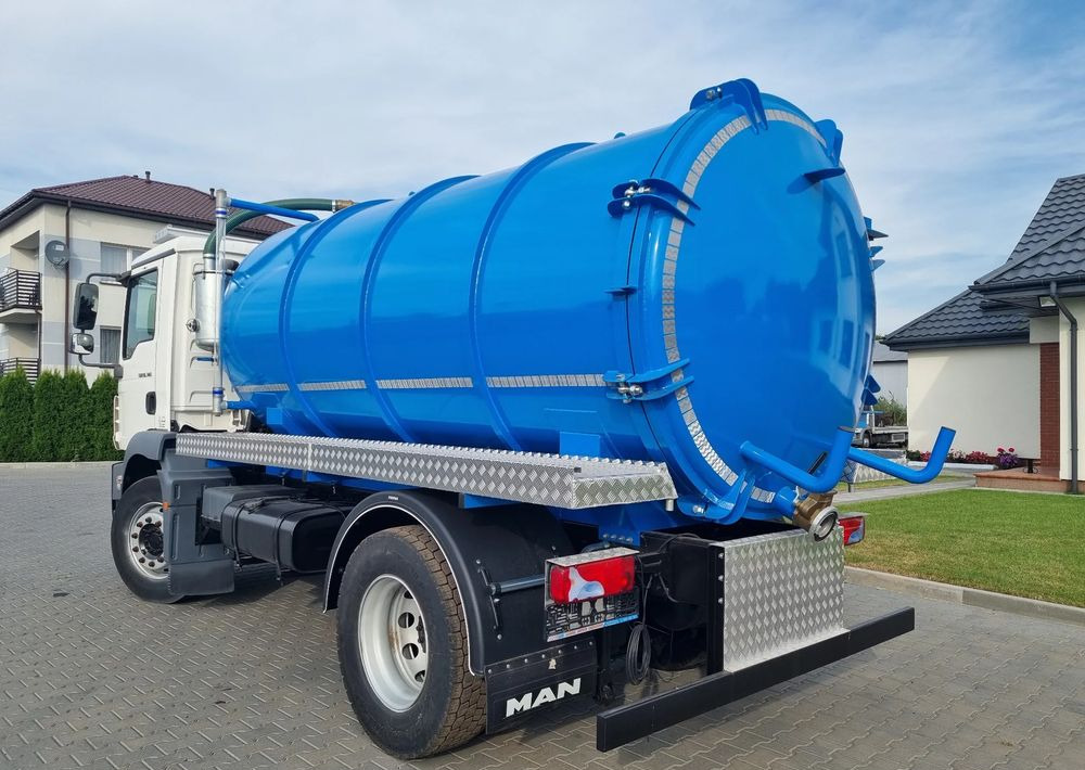 MAN TGM 18 340 - Szemetesautó: 4 kép. MAN TGM 18 340 - Szemetesautó: 4 kép.