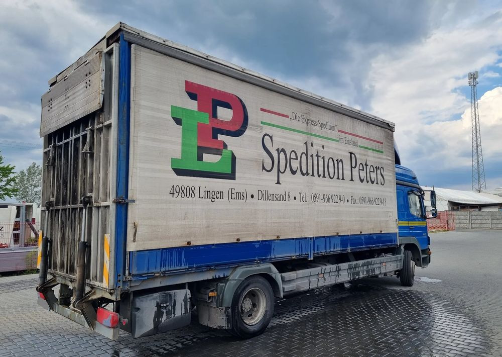 Mercedes-Benz Atego 1229 - Vontató: 5 kép. Mercedes-Benz Atego 1229 - Vontató: 5 kép.